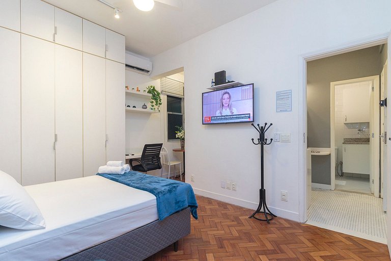 Apto Completo no Coração de Copa - 200m da Praia