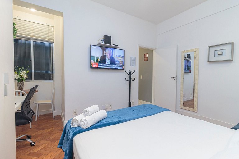 Apto Completo no Coração de Copa - 200m da Praia