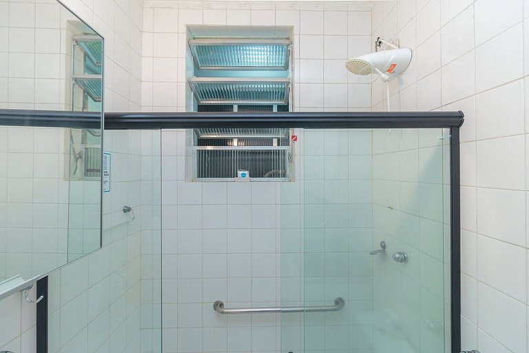 Apto Completo no Coração de Copa - 200m da Praia