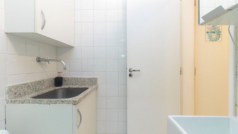 Apto Completo no Coração de Copa - 200m da Praia