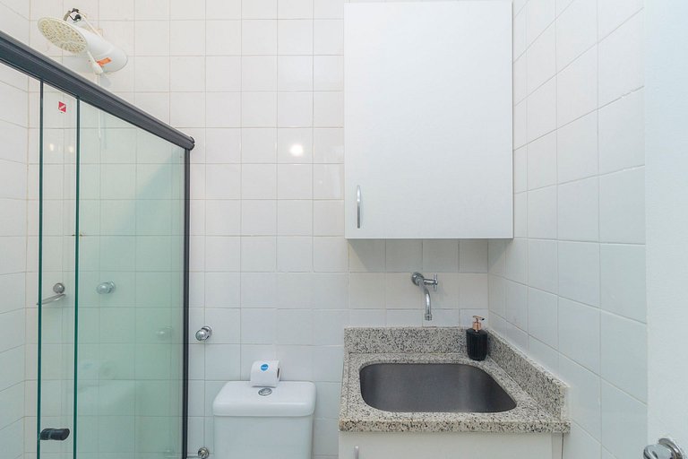 Apto Completo no Coração de Copa - 200m da Praia