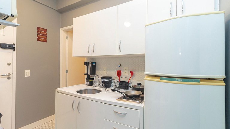 Apto Completo no Coração de Copa - 200m da Praia