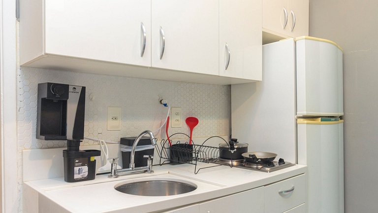 Apto Completo no Coração de Copa - 200m da Praia