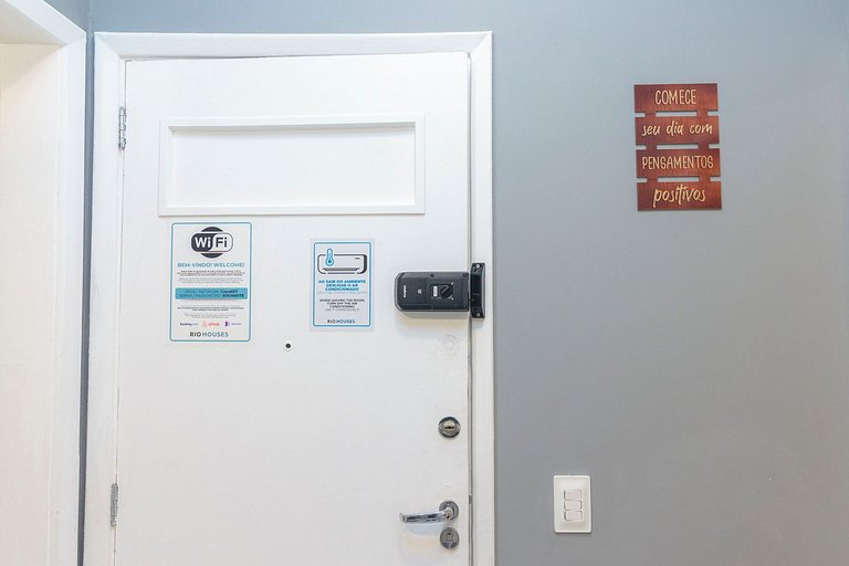 Apto Completo no Coração de Copa - 200m da Praia