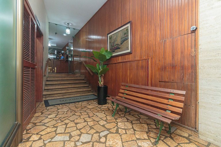 Apto Completo no Coração de Copa - 200m da Praia