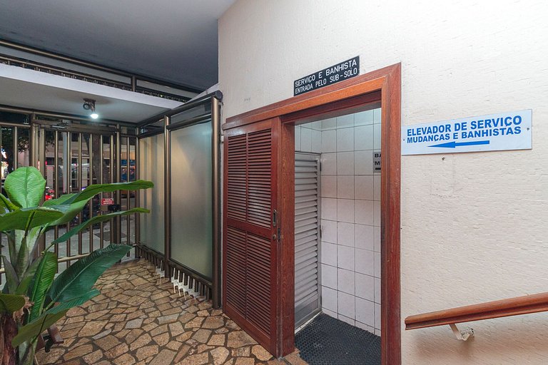 Apto Completo no Coração de Copa - 200m da Praia